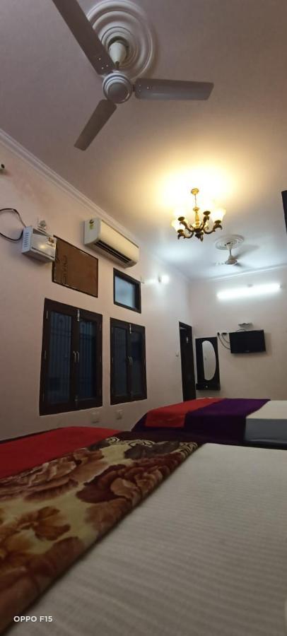 Hotel Blue Star Varanasi Eksteriør billede