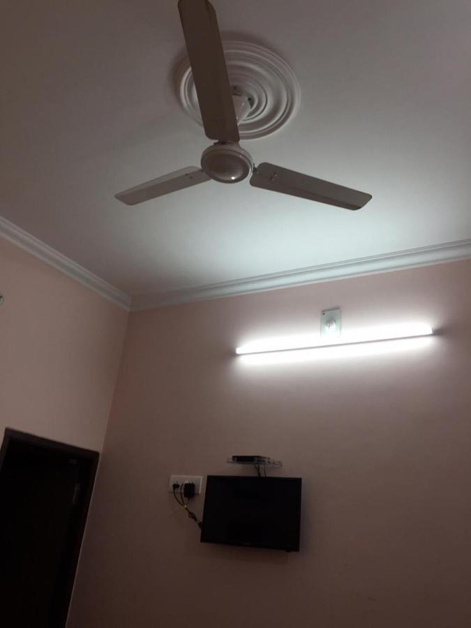 Hotel Blue Star Varanasi Eksteriør billede