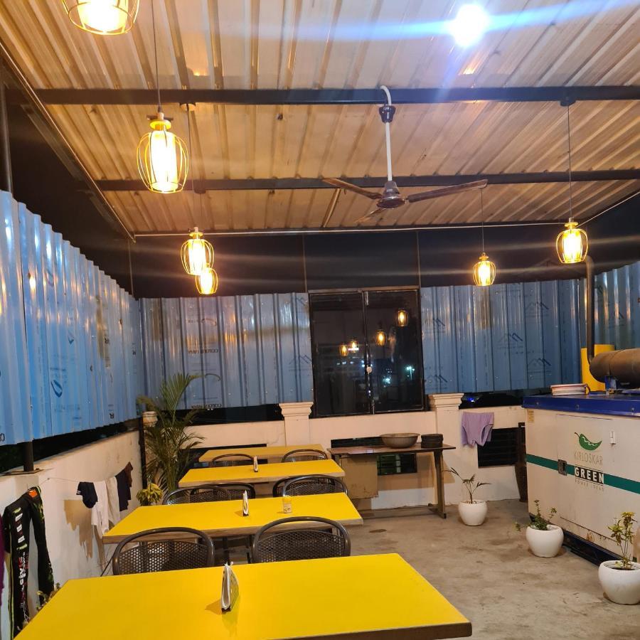 Hotel Blue Star Varanasi Eksteriør billede